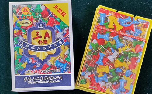 榆中扑克批发采购指南与产品质量识别要点解析